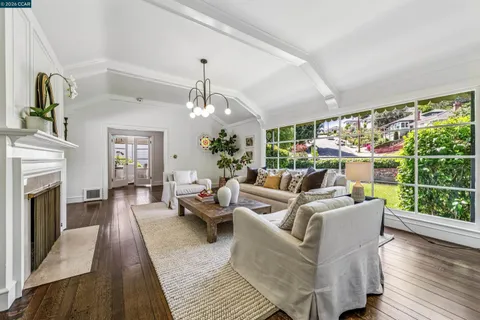 $995,000 | 4010 Reinhardt Drive, Oakland, CA 94619