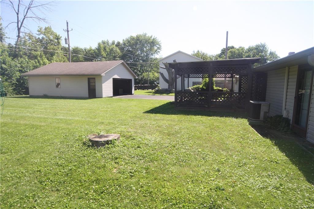 10226 Edgewood Road Brownsburg, IN 46112 - Photo 9 of 18