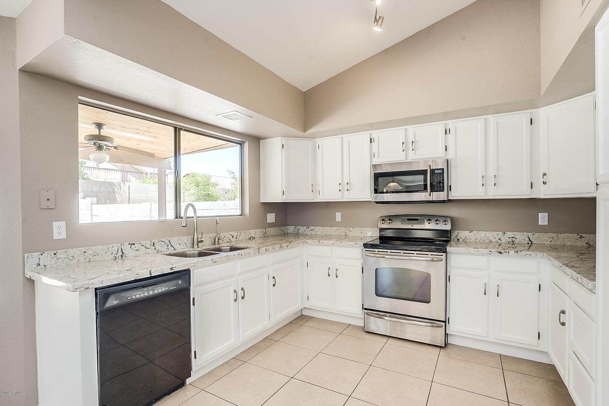 2806 East Rockledge Road Phoenix, AZ 85048 - Photo 9 of 45 Rockledge-9