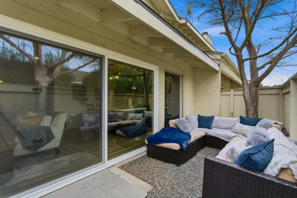 $828,900 | 2123 Village Lane, Solvang, CA 93463