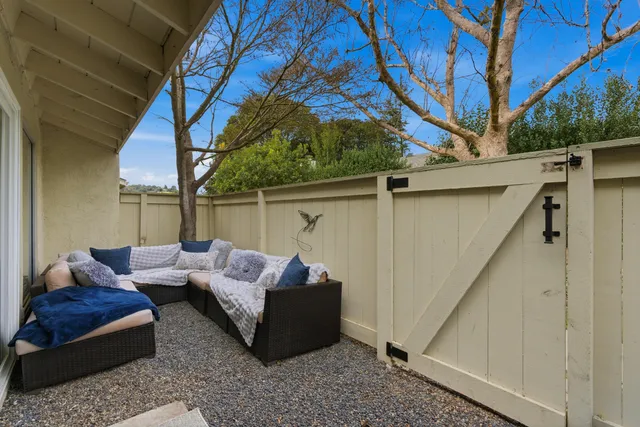 $828,900 | 2123 Village Lane, Solvang, CA 93463