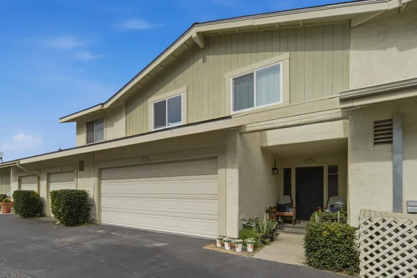 $828,900 | 2123 Village Lane, Solvang, CA 93463