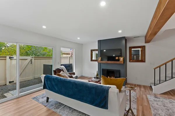 $828,900 | 2123 Village Lane, Solvang, CA 93463