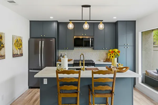 $828,900 | 2123 Village Lane, Solvang, CA 93463