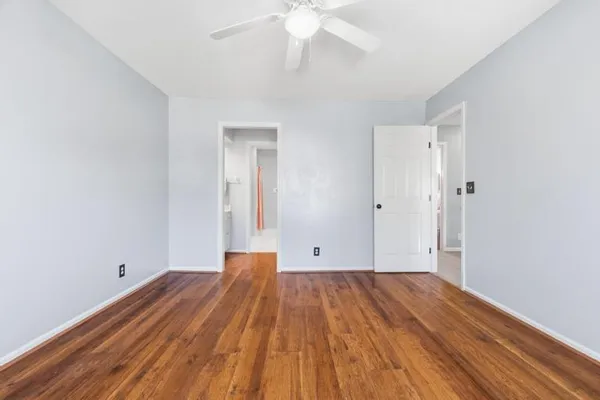 $900,000 | 9305 West 139th Street, Overland Park, KS 66221
