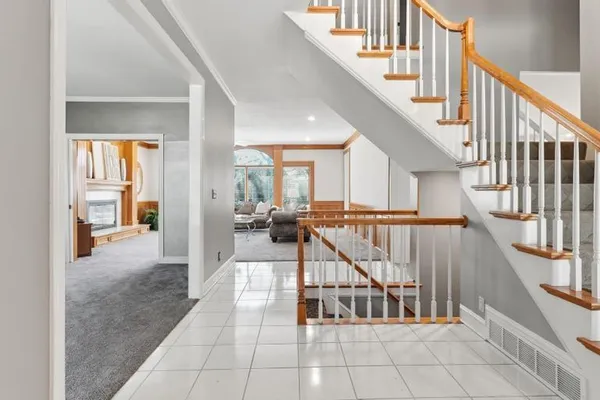 $900,000 | 9305 West 139th Street, Overland Park, KS 66221