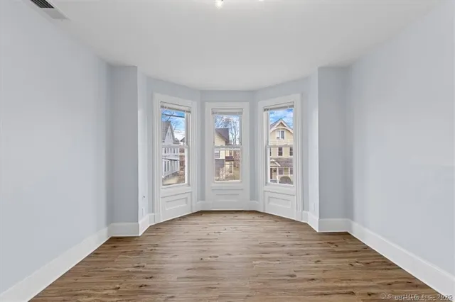 $3,595 | 55 Admiral Street, Unit 2, New Haven, CT 06511