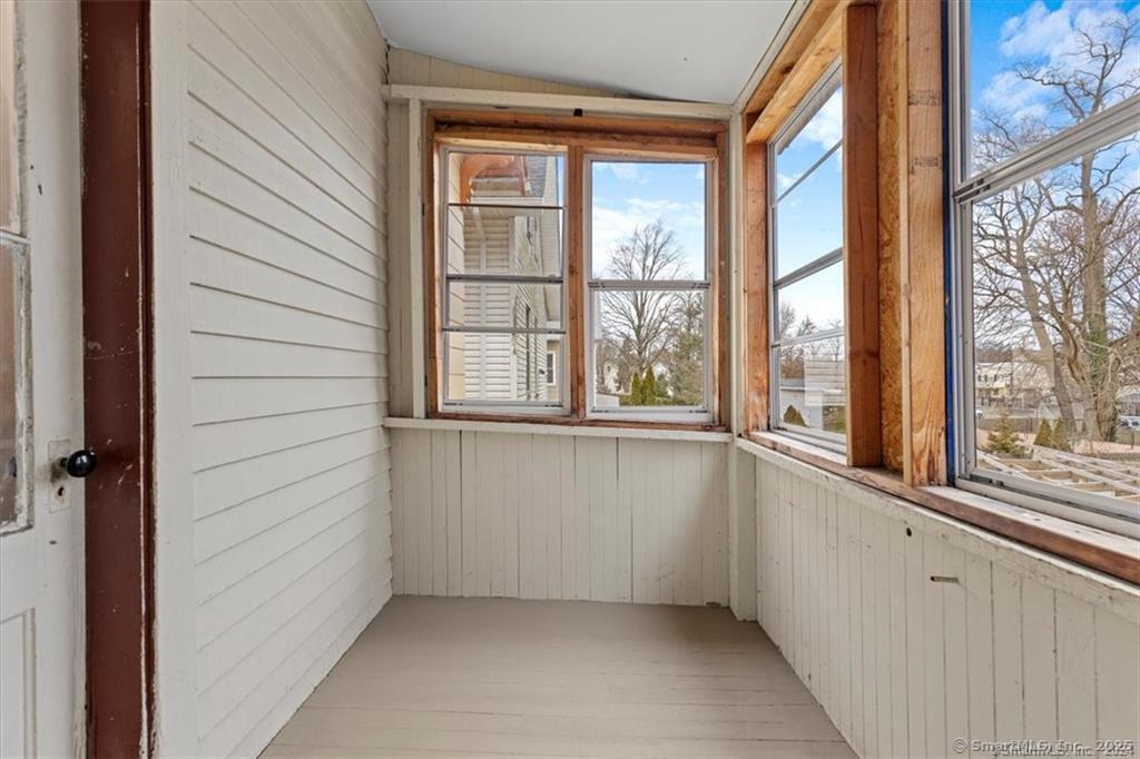 55 Admiral Street, Unit 2 New Haven, CT 06511 - Photo 32 of 35 a view of an empty room with a window