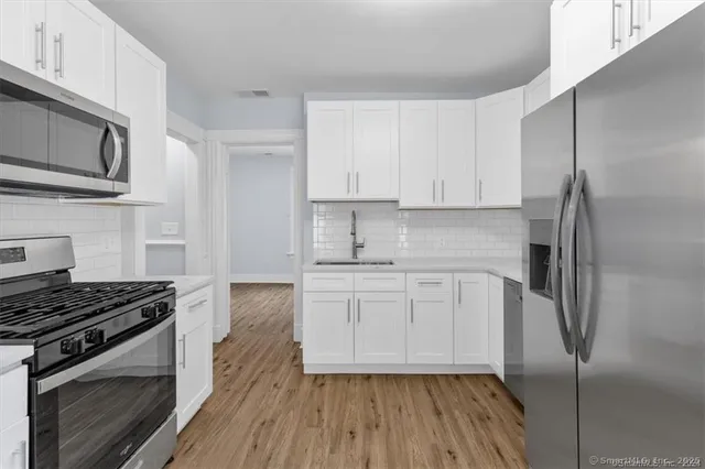 $3,595 | 55 Admiral Street, Unit 2, New Haven, CT 06511