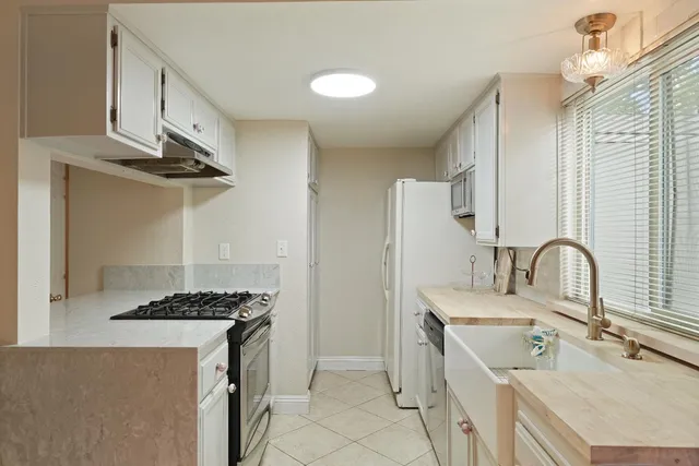 $325,500 | 878 Rutledge Drive, Lodi, CA 95242