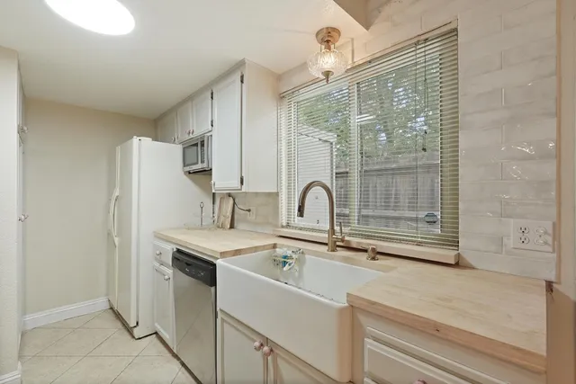 $325,500 | 878 Rutledge Drive, Lodi, CA 95242