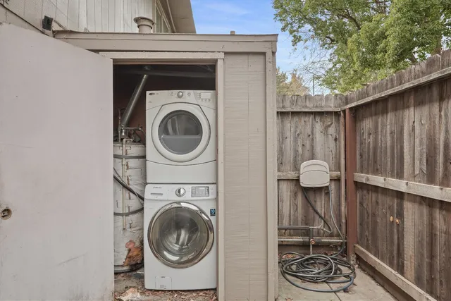 $325,500 | 878 Rutledge Drive, Lodi, CA 95242