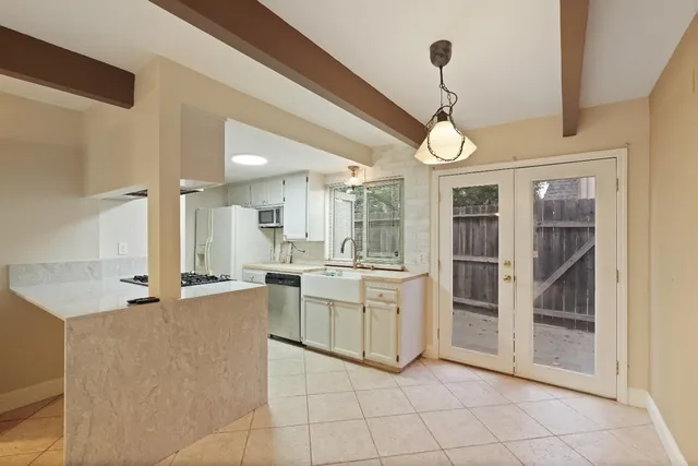 $325,500 | 878 Rutledge Drive, Lodi, CA 95242