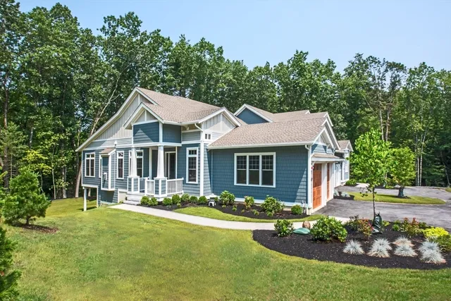 $1,039,900 | 20 B Legacy Lane, Groton, MA 01450