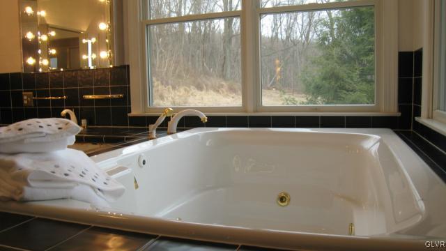 3410 Oak Hill Road Emmaus, PA 18049 - Photo 25 of 44 Gallery Image 25