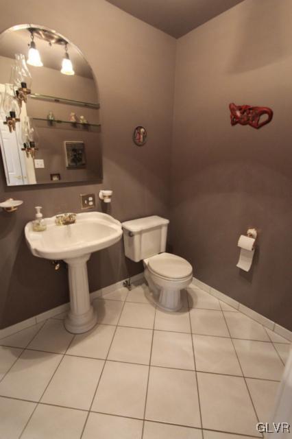 3410 Oak Hill Road Emmaus, PA 18049 - Photo 38 of 44 Gallery Image 38