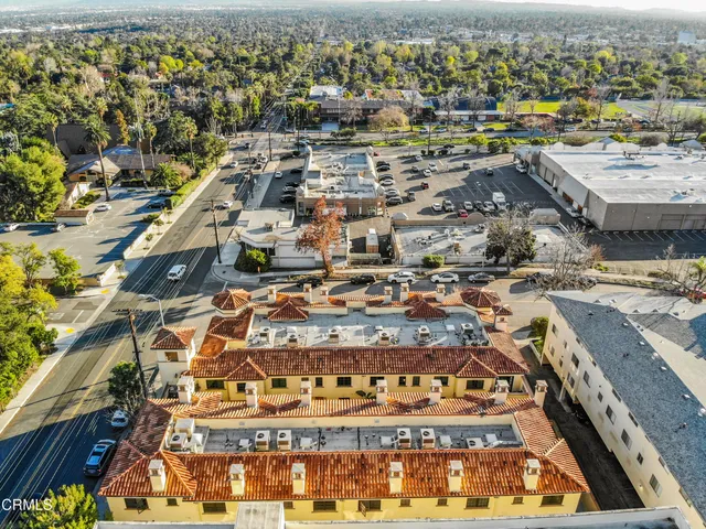 $4,250 | 985 North Michillinda Avenue, Unit 209, Pasadena, CA 91107