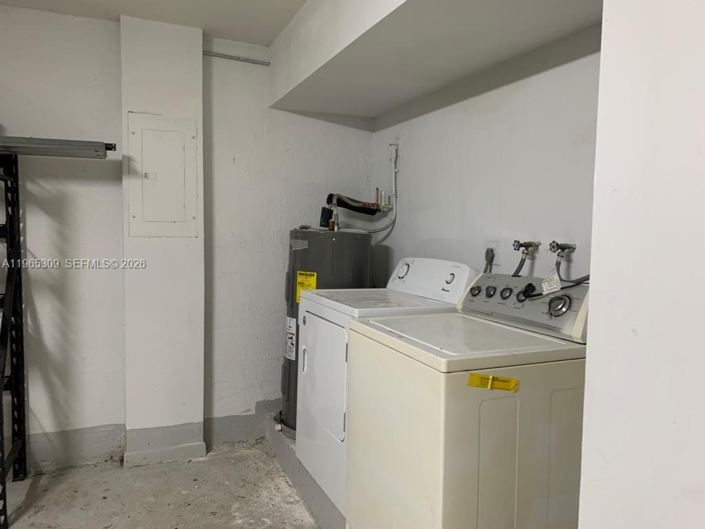 12447 Northwest 7th Street Miami, FL 33172 - Photo 25 of 29