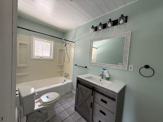 6707 West Decker Road Ludington, MI 49431 - Photo 3 of 30 bathroom