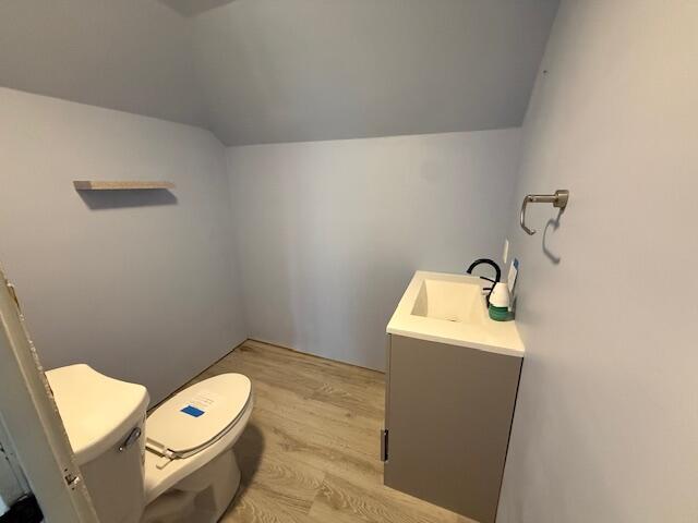6707 West Decker Road Ludington, MI 49431 - Photo 8 of 30 half bath