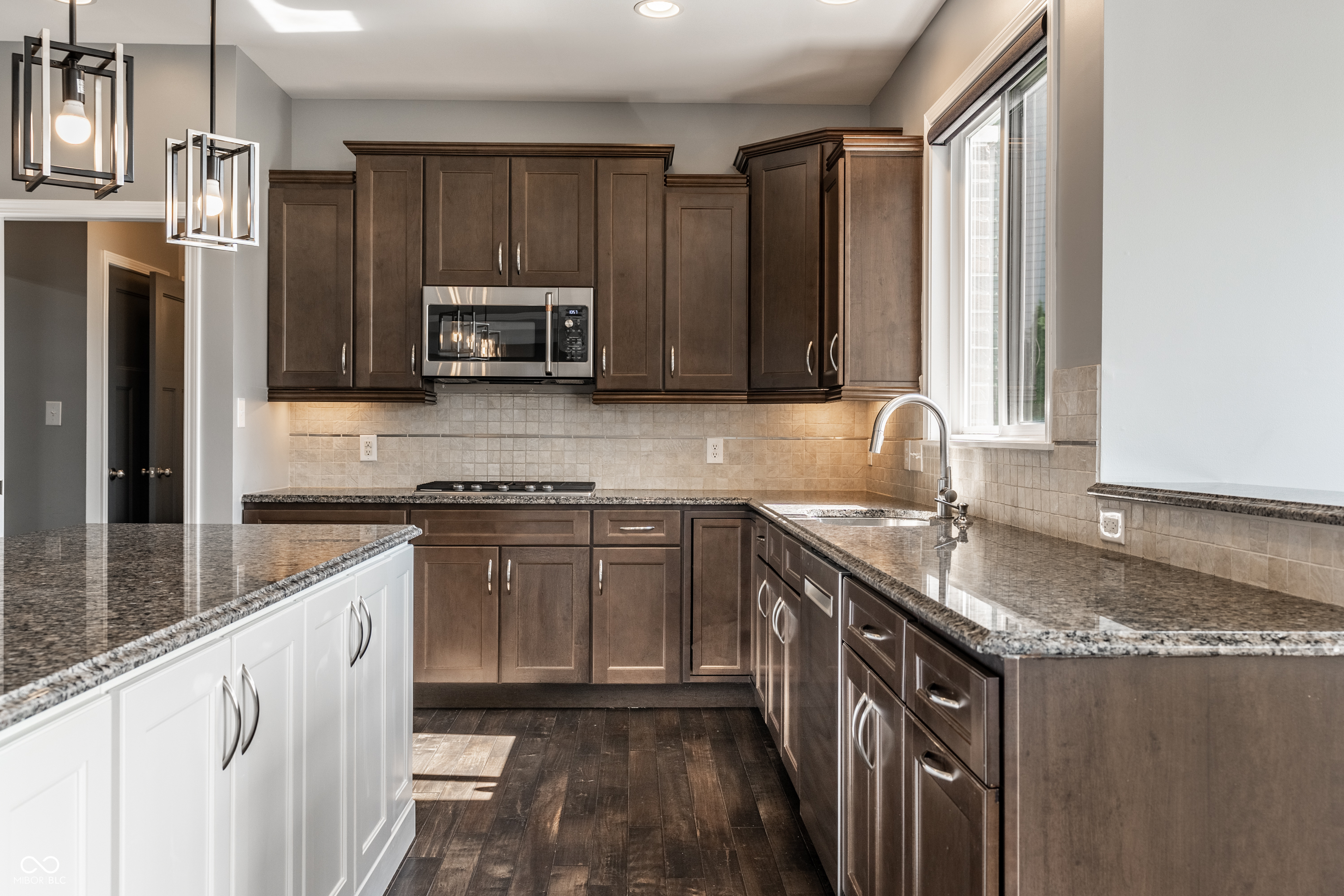 3832 Pelham Road Carmel, IN 46074 - Photo 25 of 76 Gallery Image 25