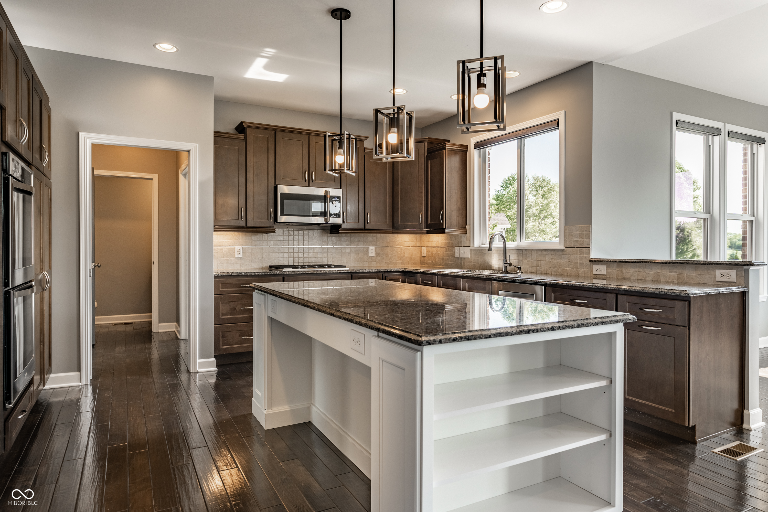 3832 Pelham Road Carmel, IN 46074 - Photo 27 of 76 Gallery Image 27
