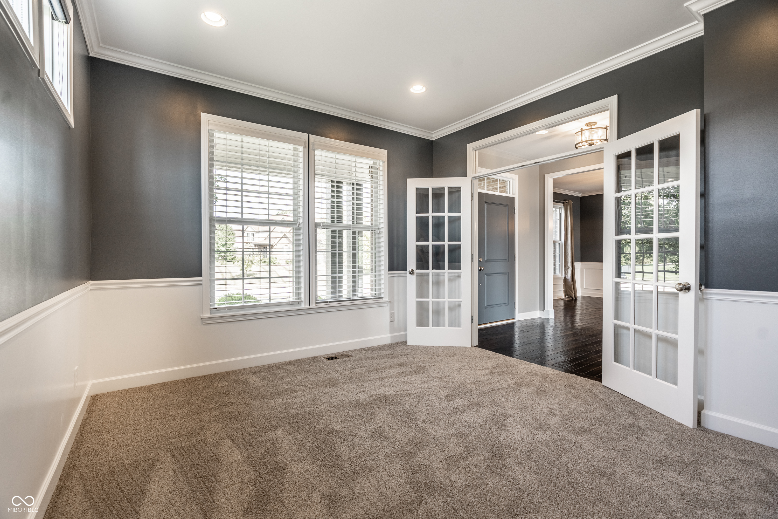 3832 Pelham Road Carmel, IN 46074 - Photo 9 of 76 Gallery Image 9