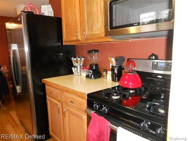 3311 Culbertson Avenue Rochester, MI 48307 - Photo 9 of 15 Kitchen-2