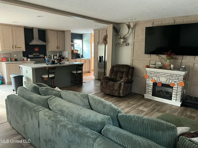 $270,000 | 33 Red Creek Church Road, Wiggins, MS 39577