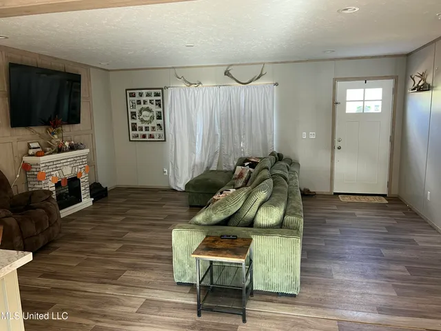 $270,000 | 33 Red Creek Church Road, Wiggins, MS 39577