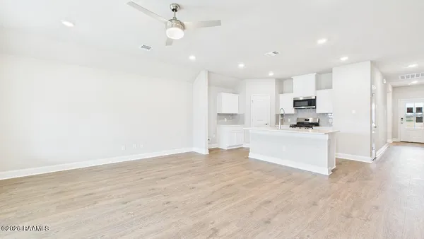 $266,500 | 113 Eden Ridge, Duson, LA 70529