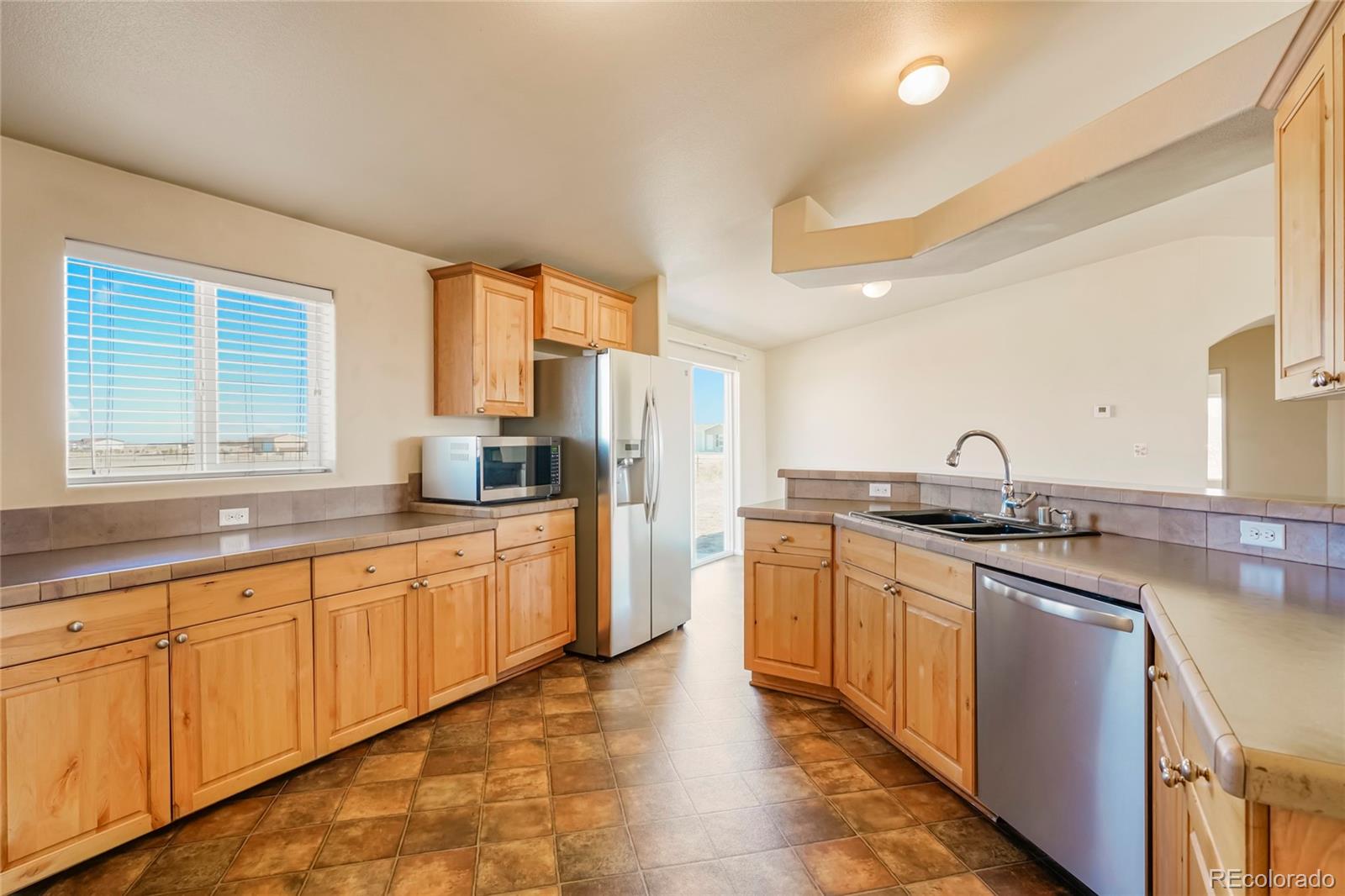 8 East Ranch Road Wiggins, CO 80654 - Photo 10 of 33 Gallery Image 10