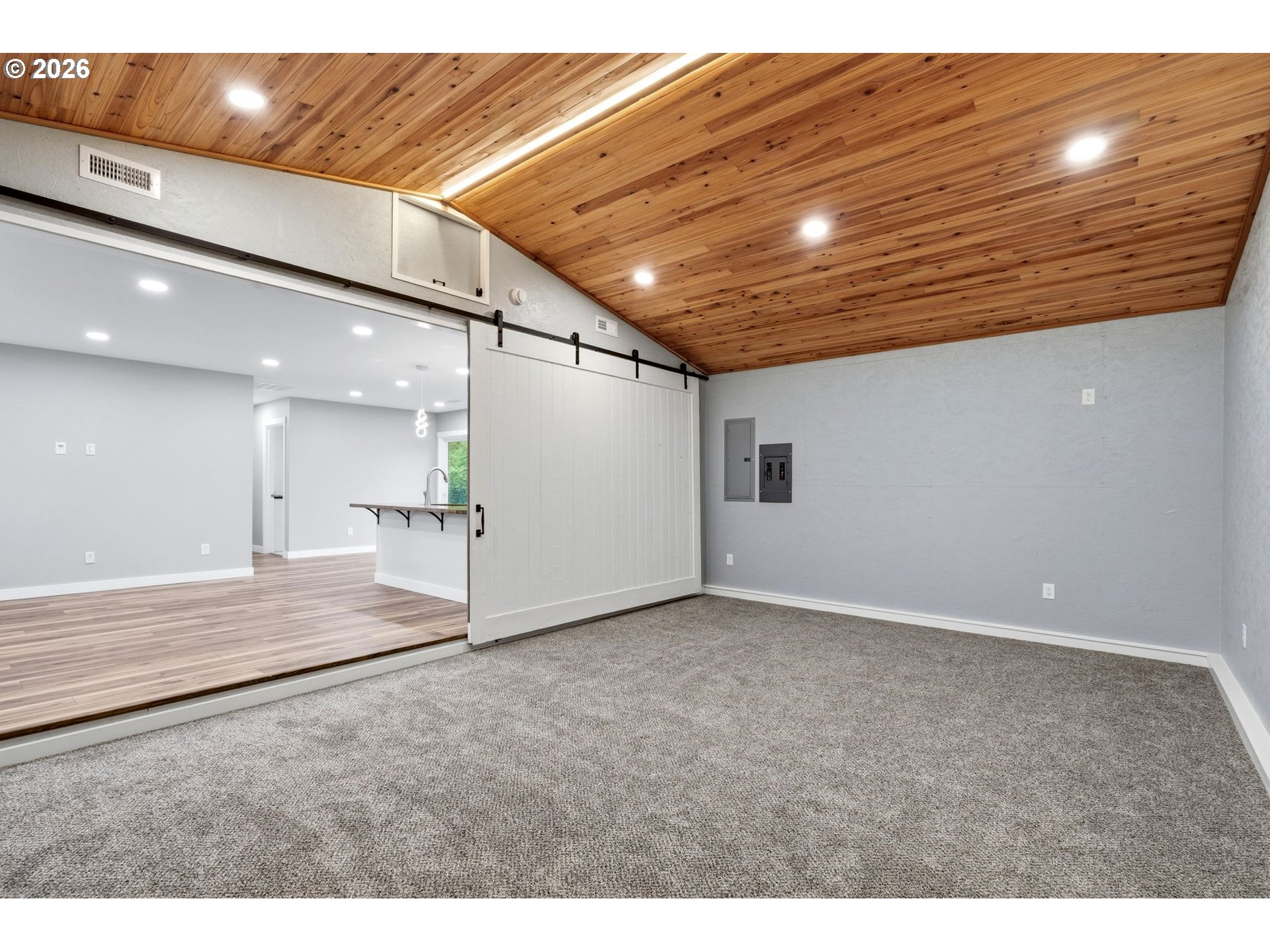9811 Northeast Covington Road Vancouver, WA 98662 - Photo 8 of 27