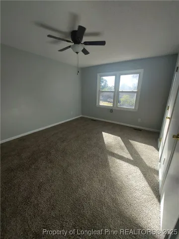 a view of empty room with window