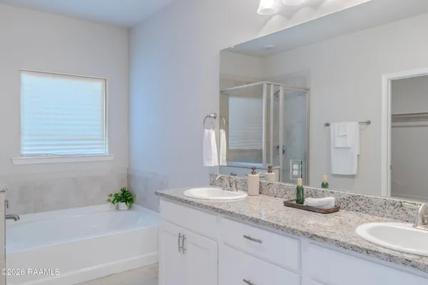 $2,600 | 400 Eastwood Drive, Lafayette, LA 70508