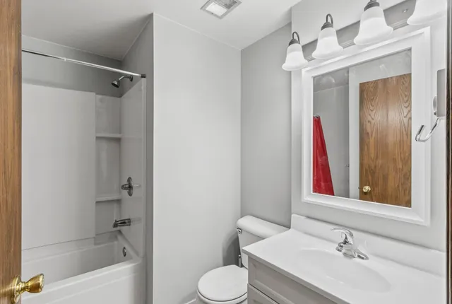 $275,000 | 623 Cross Street, Poynette, WI 53955