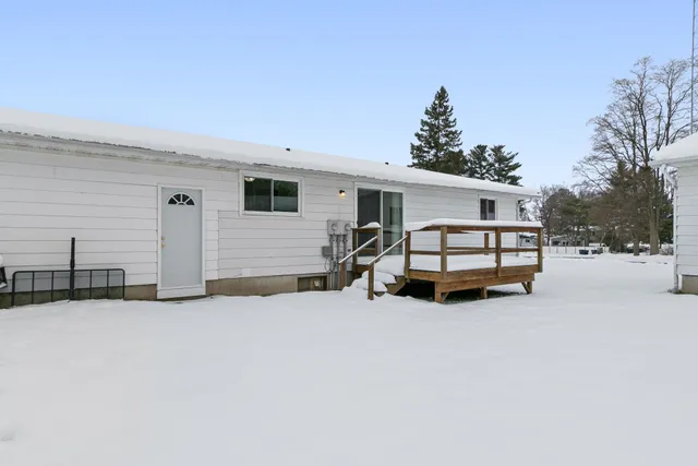 $275,000 | 623 Cross Street, Poynette, WI 53955