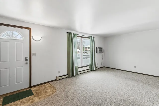 $275,000 | 623 Cross Street, Poynette, WI 53955