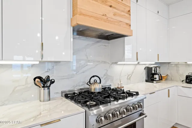 $5,000,000 | 1570 East Gulf Beach Drive, Eastpoint, FL 32328