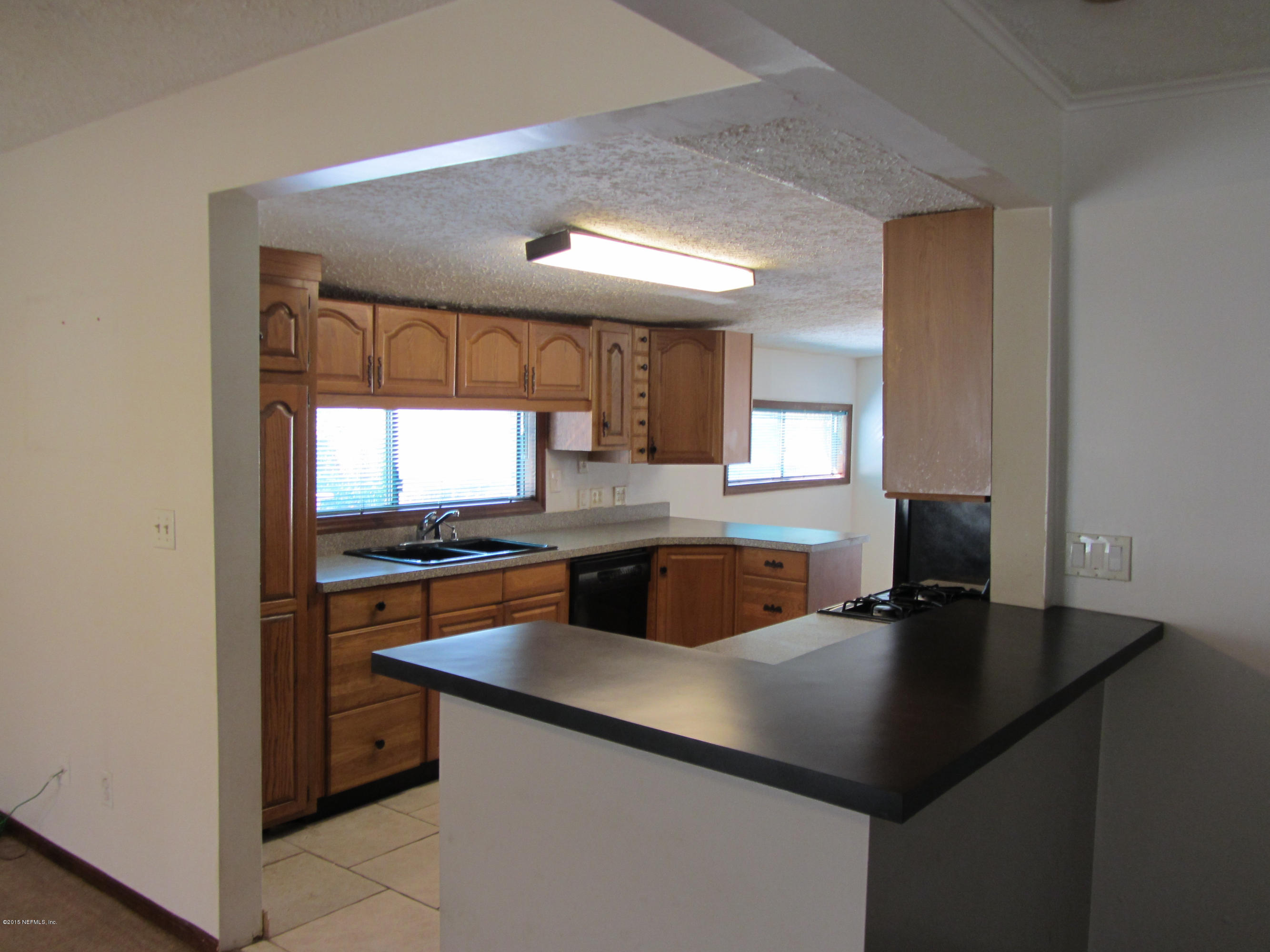 85095 Wilson Neck Road Yulee, FL 32097 - Photo 7 of 22 Kitchen Bar