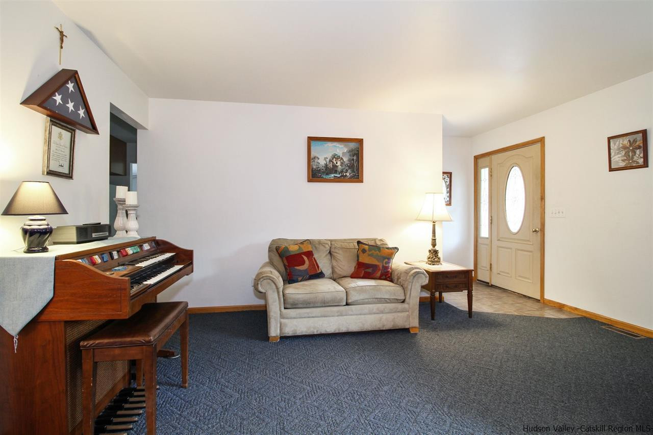 35 Snyder Circle Stone Ridge, NY 12484 - Photo 3 of 20 Photo 3