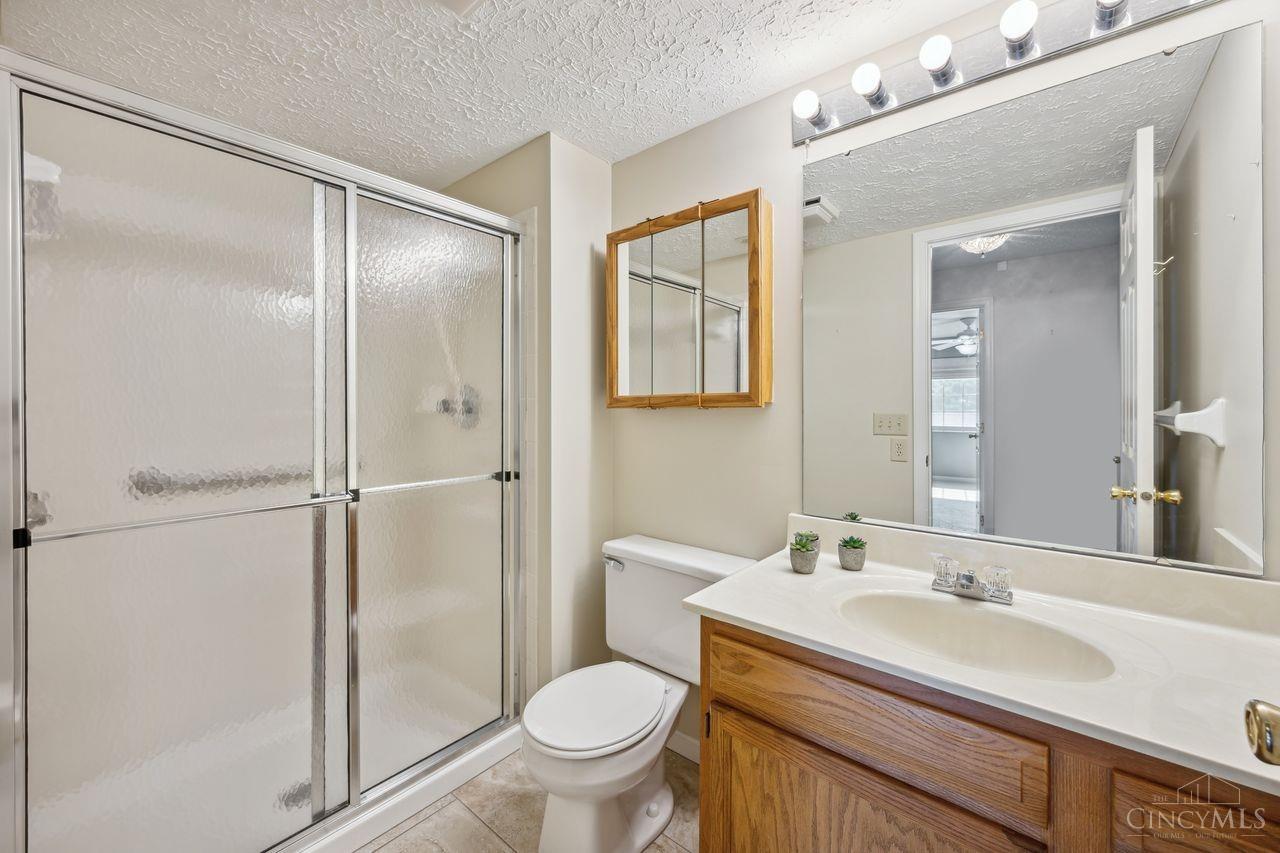 3545 Jessup Road, Unit 2A Cincinnati, OH 45239 - Photo 18 of 32