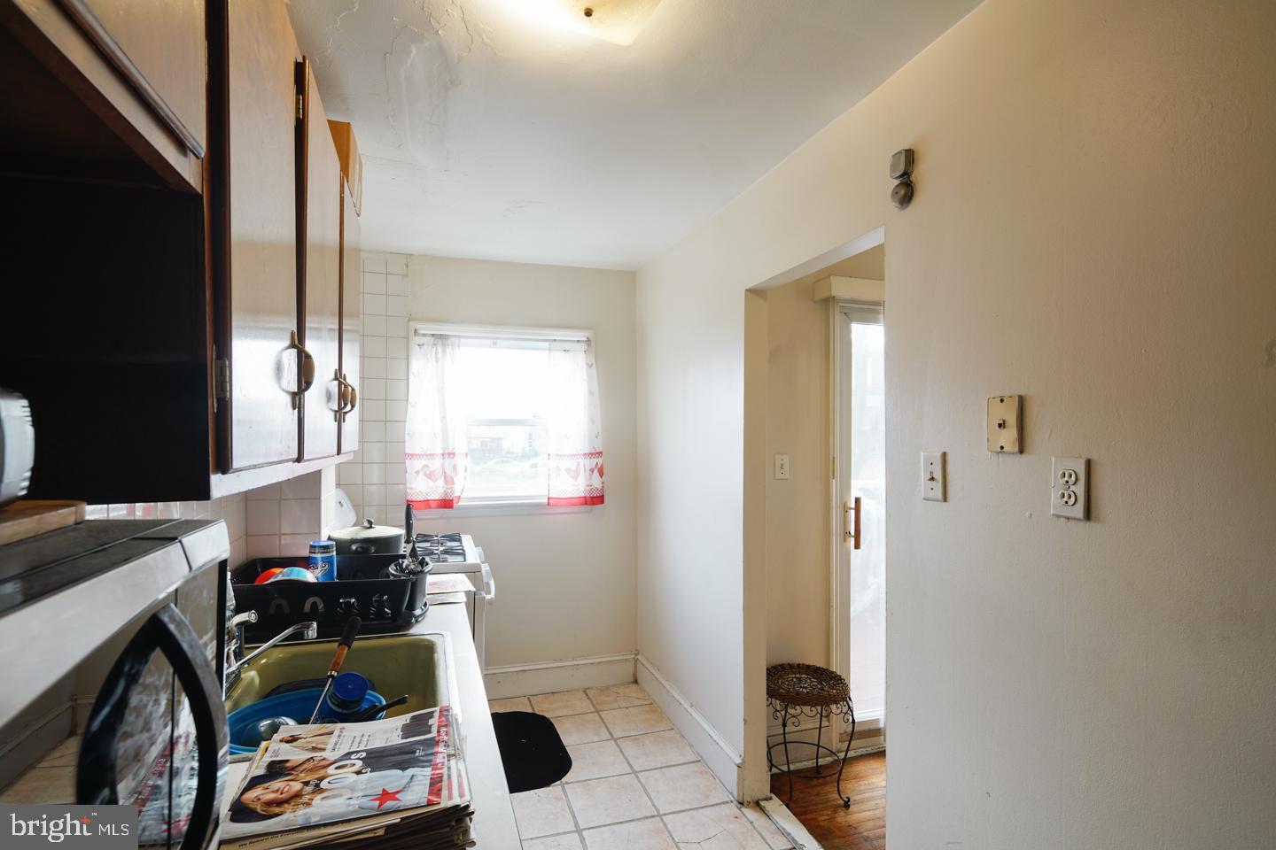 7040 Guilford Road Upper Darby, PA 19082 - Photo 14 of 17