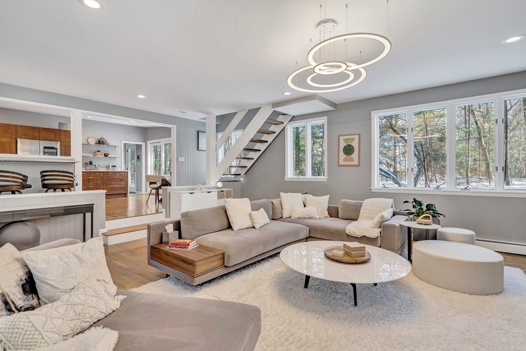 45 Isaac Davis Road Concord, MA 01742 - Photo 11 of 27