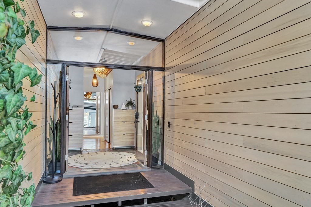 45 Isaac Davis Road Concord, MA 01742 - Photo 3 of 27