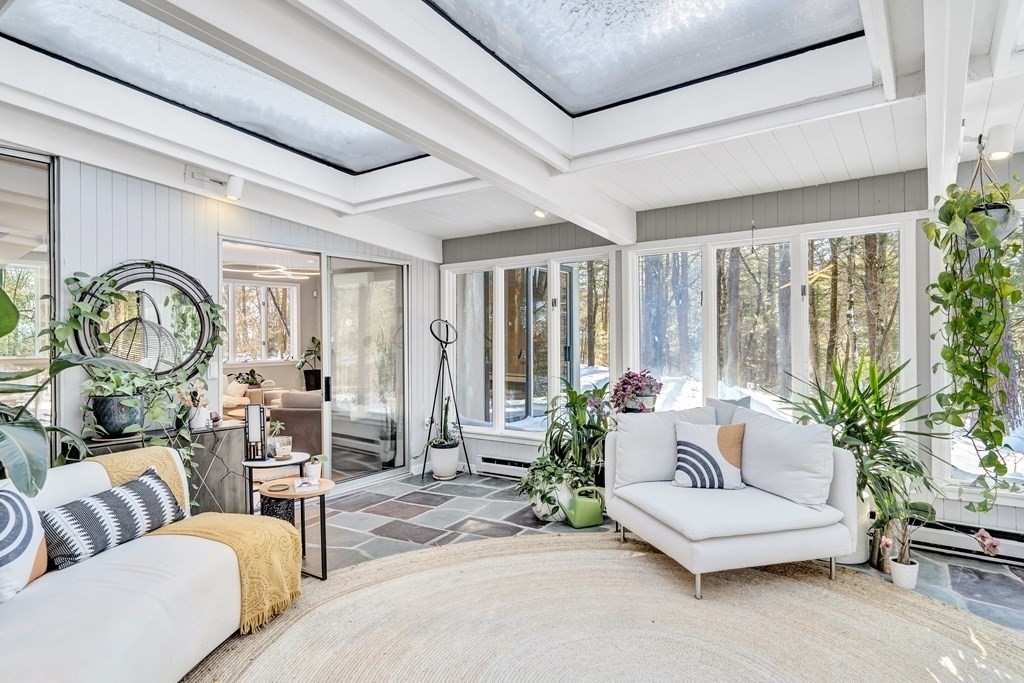 45 Isaac Davis Road Concord, MA 01742 - Photo 9 of 27