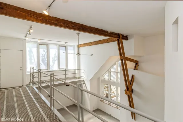 $1,875 | 726 West 18th Street, Unit 1F, Chicago, IL 60616