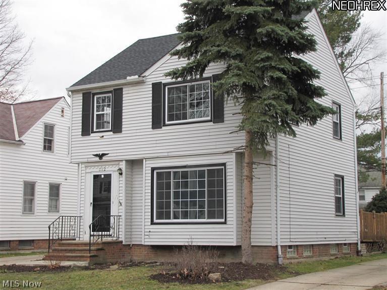 1112 Argonne Road Cleveland, OH 44121 - Photo 1 of 25 Welcome HOME !
