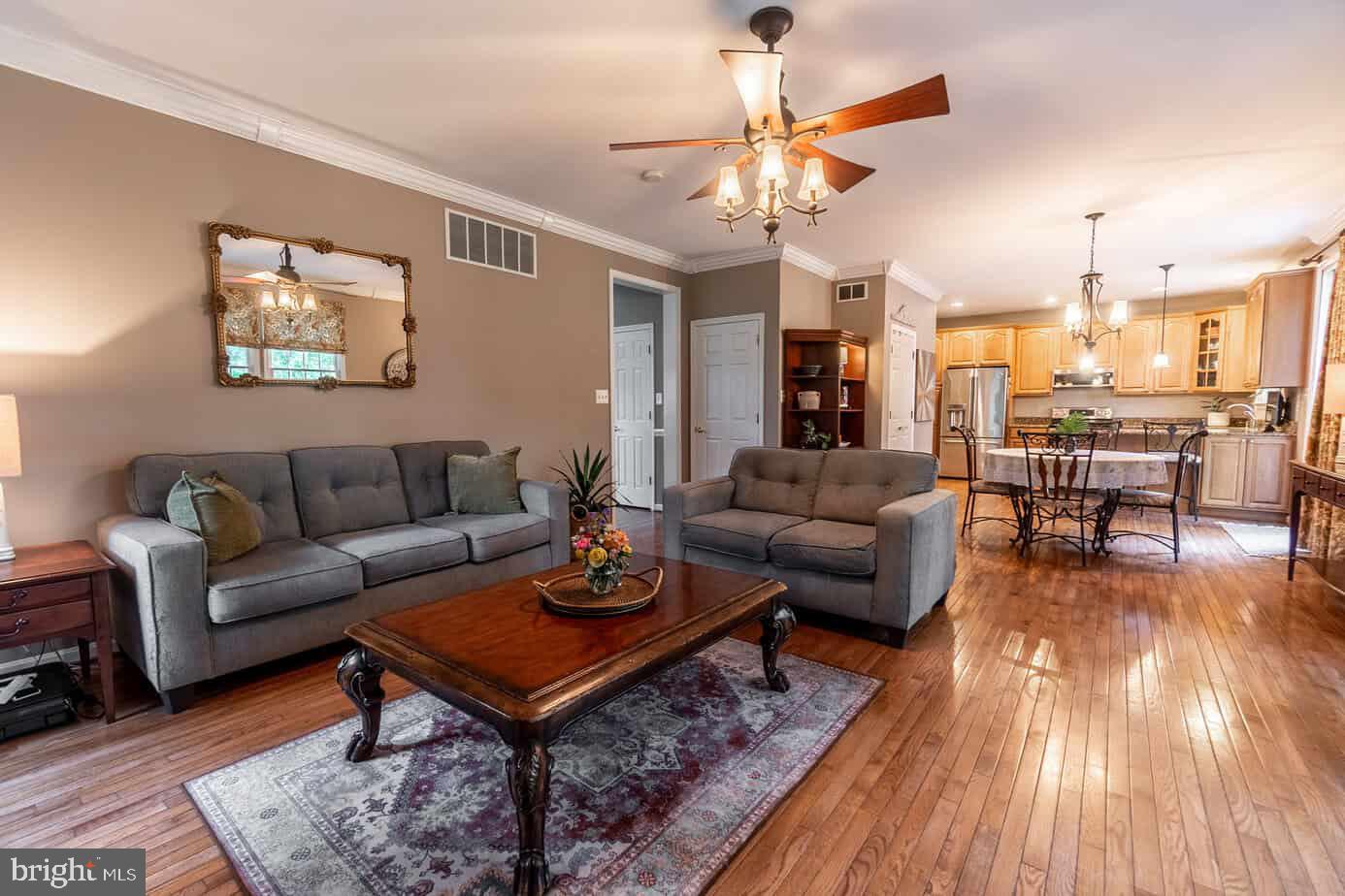 15214 Old Hanover Road Upperco, MD 21155 - Photo 6 of 46 Living Room