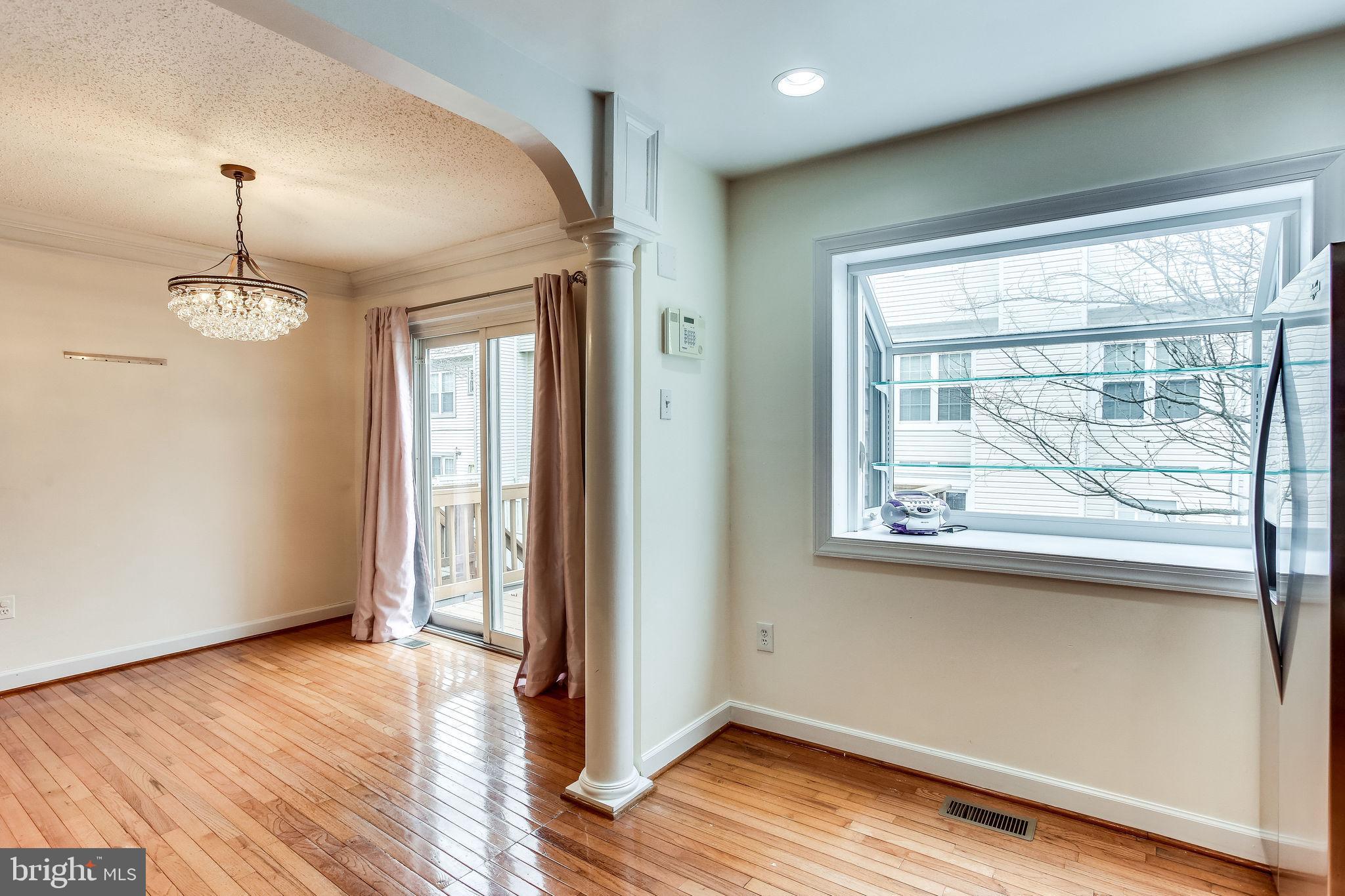 2404 Ridgehampton Court Reston, VA 20191 - Photo 24 of 67 Dining Room